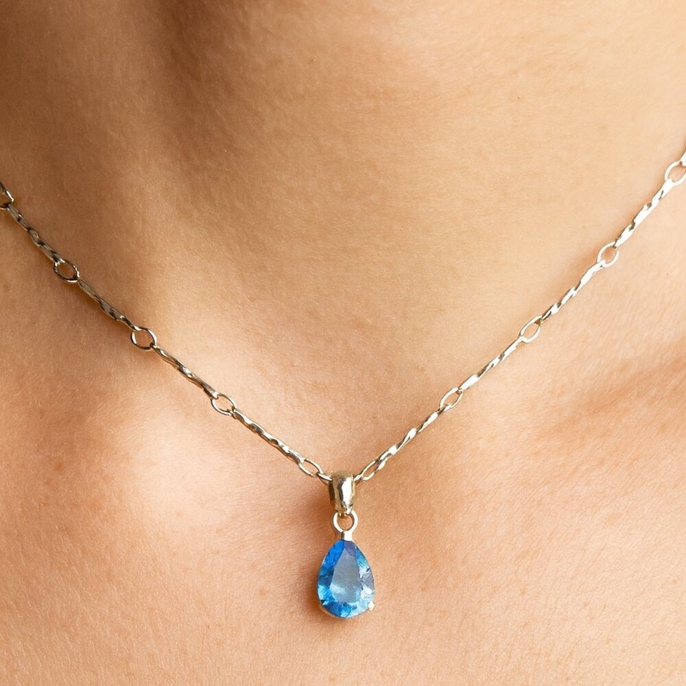 925 Silver Swiss Blue Tear‎ Drop Pear Shaped Stone